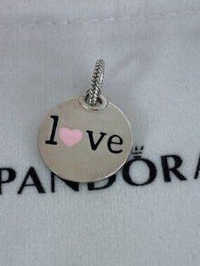 Pandora Mama LOVE Pendant